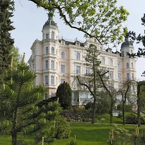 Bristol Palace Szálloda